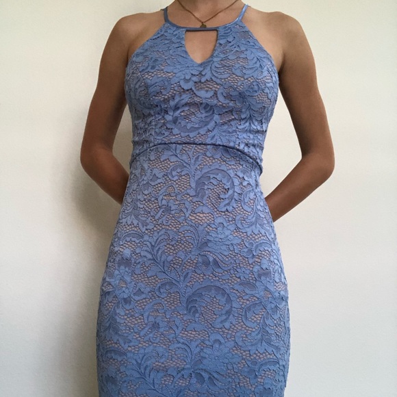 gorgeous lace dress🦋 - Picture 3 of 4